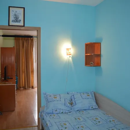 Bratanov Sunny Fort Apartment