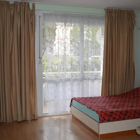 Bratanov Sunny Fort Apartament